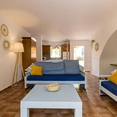 Hotel Pueblo Menorquin *